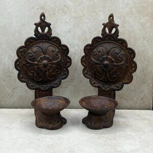 Set Of 2 Vintage/ Antique Cast Metal Wall Candle Sconse Fleur-de-lis Pattern